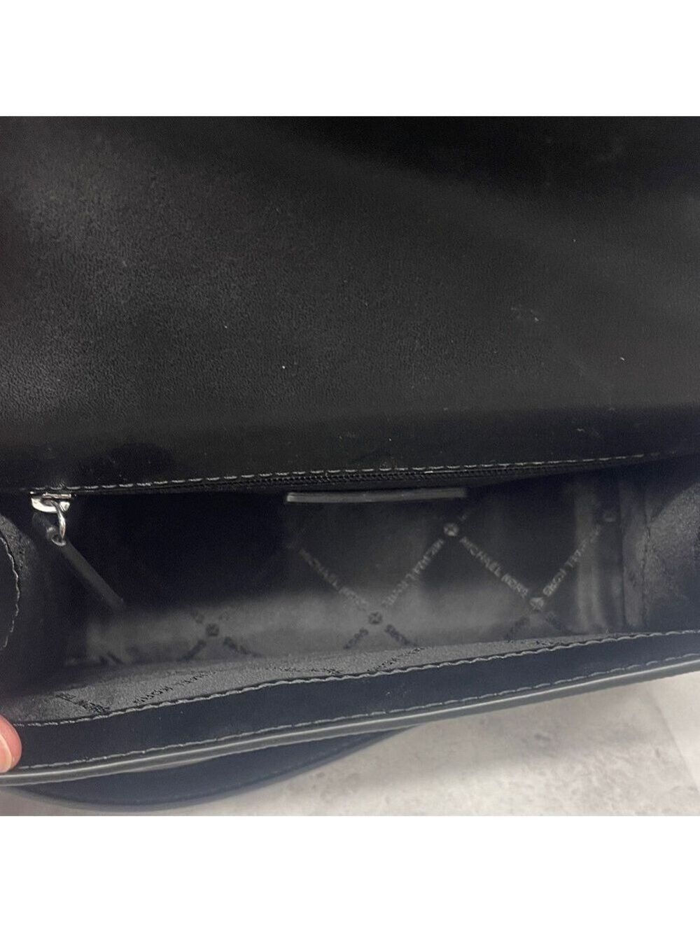 Michael Kors Greenwich Zebra Stripe Crossbody Bag & Matching Wallet Black White - Picture 7 of 11